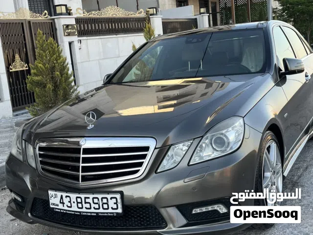 2011 مرسيدس بنز الفئة-E E 200