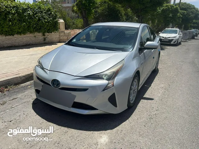 Used Toyota Prius in Amman