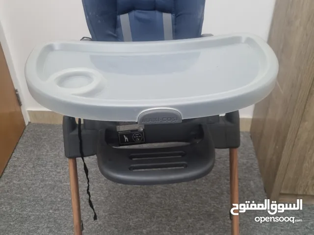 كرسي إطعام اطفال