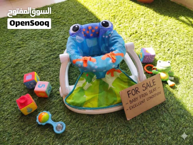 كرسي تعليم الجلوس (Baby Frog Seat)ك (شكل ضفدع) - نظيف جداً مع ألعاب