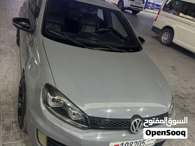 2012 فولكسفاغن جولف GTI Standard