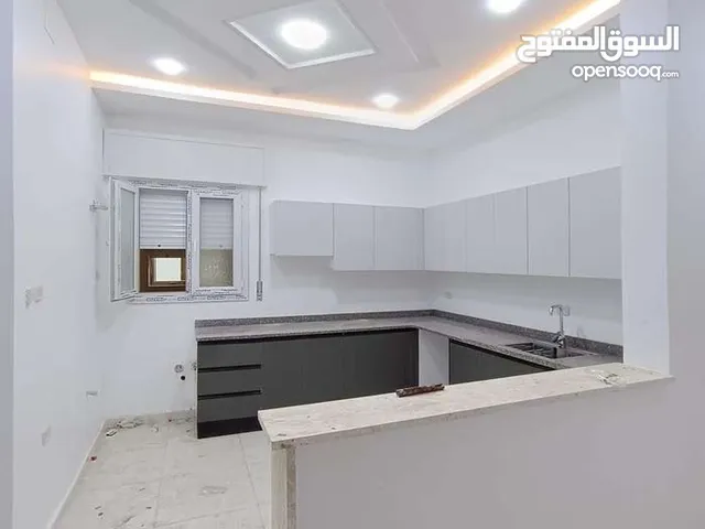 185 m2 4 Bedrooms Apartments for Rent in Tripoli Al-Serraj