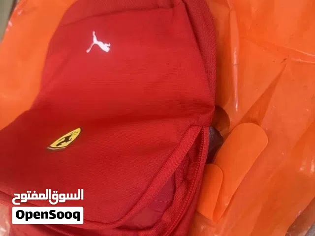 للبيع: حقيبة كتف سكوديريا فيراري باللون Rosso Corsa