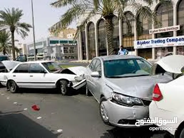 نشتري جميع انواع السيارات السكراب والسيارات المستعملة We buy all types of scrap and used cars