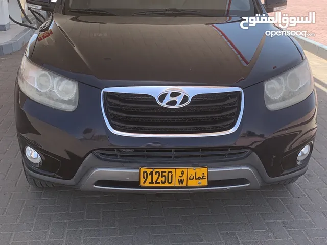 Hyundai Santa Fe 2012 in Al Dhahirah