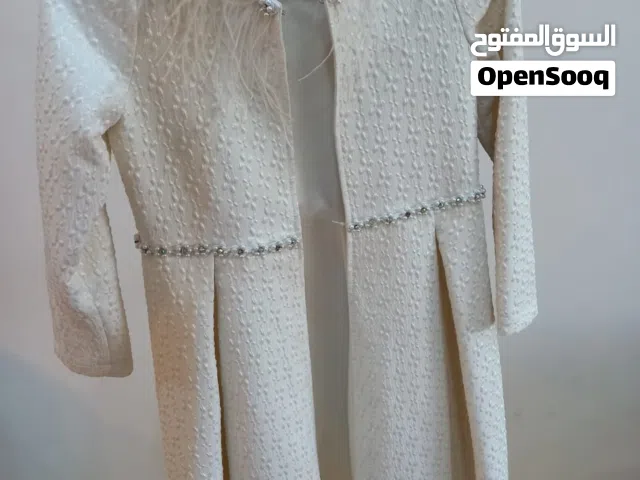 مجموعة ملابس استخدام  بسيط جدا بحالة ممتازة(  شبة جديدة)  السعر  و المقاس حسب القطعة