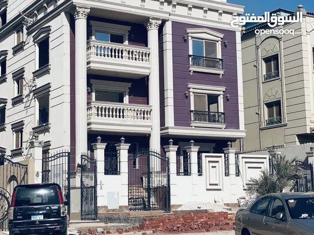 للسكن الراقي و الاستثمار الذكي مشروع يدر أرباحاً مضمونه عقار كامل للإيجار بحي الفردوس أمام مول العرب