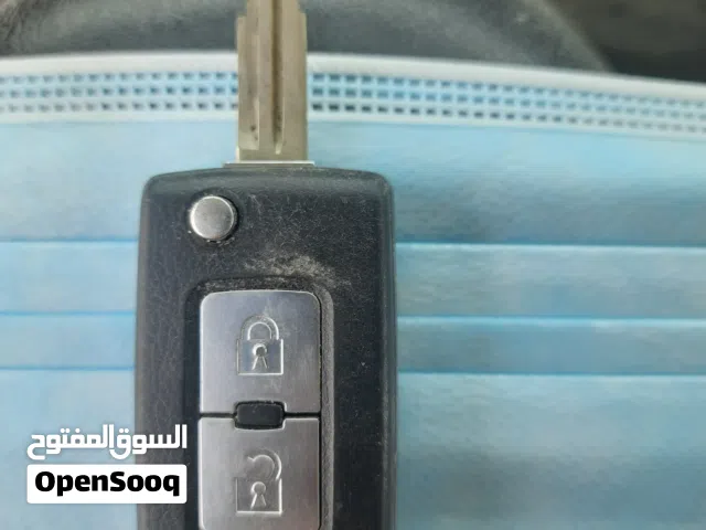ريموت مفتاح سياره ميستوبيشي باجيرو