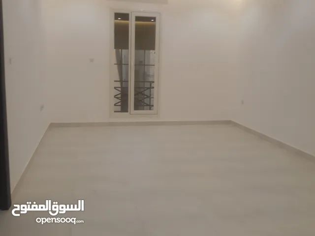 150m2 3 Bedrooms Apartments for Rent in Al Ahmadi Abu Halifa