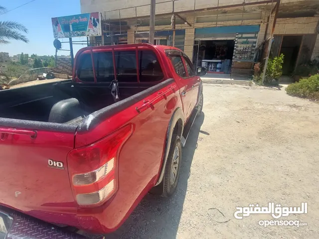 Mitsubishi L200 2016