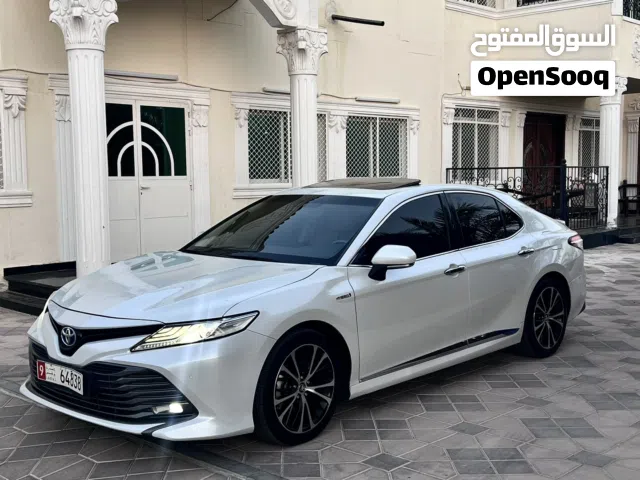 2019 تويوتا كامري E Plus HEV
