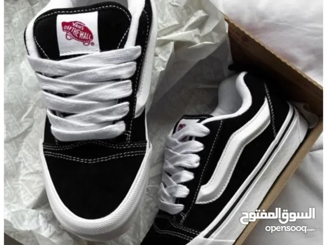 Vans New Stock – Premium Quality تشكيلة فانز الجديدة – جودة ممتازة الآن متوفرة