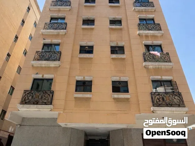 شقة غرفة وصالة ايجار سنوي منطقة الحميدية 1-bedroom apartment for annual rent in Al Hamidiyah area.