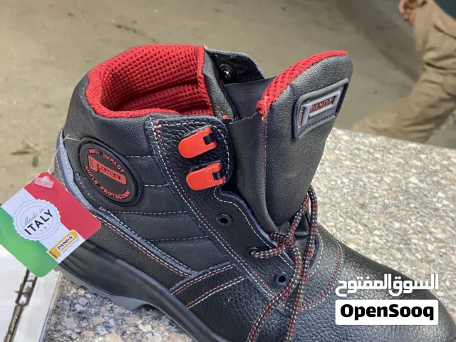 حذاء سفتي إيطالي اصلي
