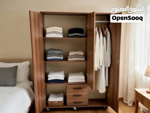 دولاب ملابس