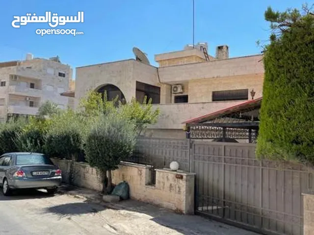 500m2 More than 6 bedrooms Villa for Sale in Amman Um El Summaq