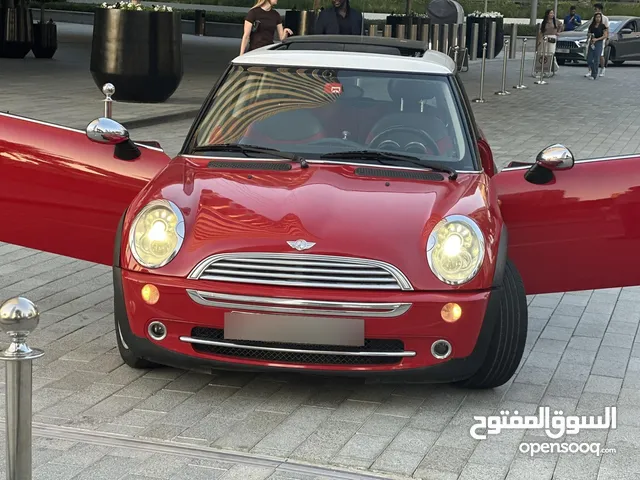 A perfect Mini cooper for sell 2005 first owner