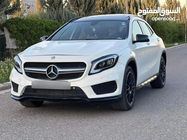 Mercedes Benz GLA  250 2017