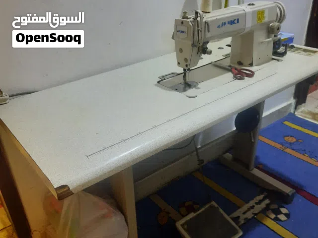 للبيع: ماكينة خياطة جاك (JACK) بحالة ممتازة
