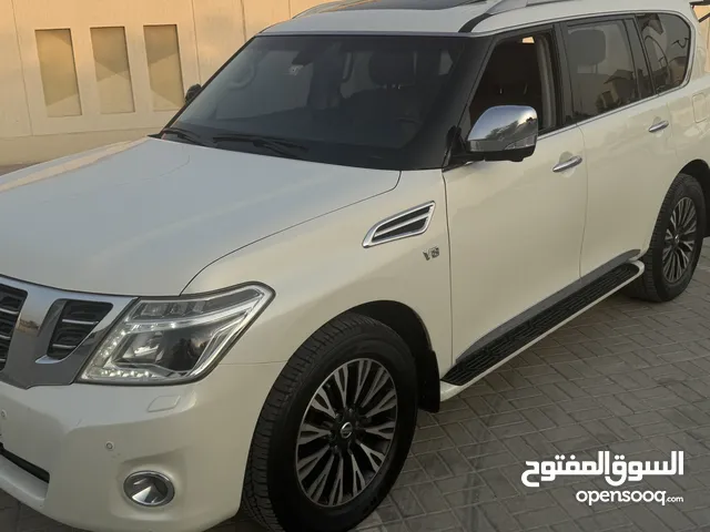 2017 Nissan patrol full option