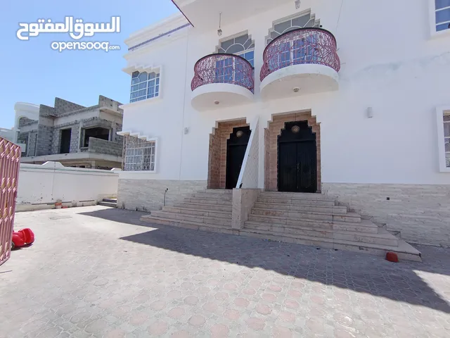 300m2 3 Bedrooms Apartments for Rent in Muscat Al Khuwair