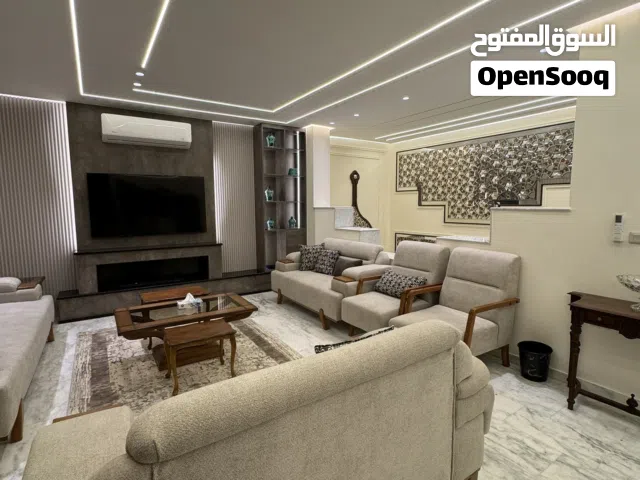 170 m2 3 Bedrooms Apartments for Rent in Amman Abdoun