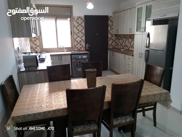 شقه مفروشه طابق اول في رام الله