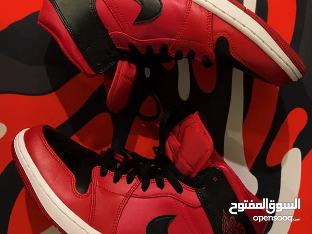 Nike Jordan mid high (gym red)