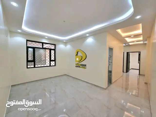 136 m2 3 Bedrooms Apartments for Sale in Sana'a Bayt Baws