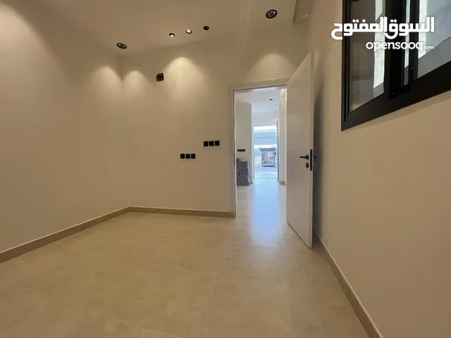 120 m2 3 Bedrooms Apartments for Rent in Dammam Al Wahah
