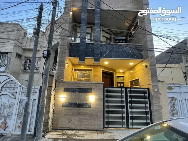 200 m2 3 Bedrooms Townhouse for Rent in Baghdad Saidiya