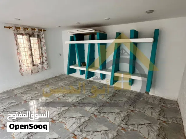 250 m2 2 Bedrooms Townhouse for Rent in Basra Other
