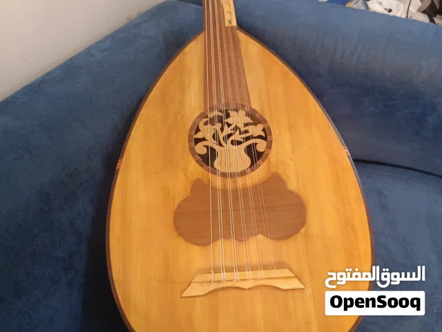 عود مصري صناعة صفوت بدر
