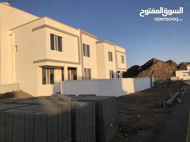 346 m2 5 Bedrooms Villa for Sale in Al Sharqiya Ibra