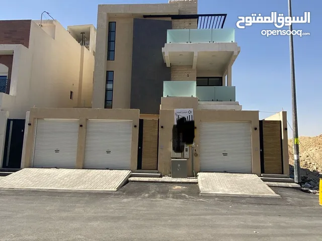 300 m2 5 Bedrooms Townhouse for Rent in Al Riyadh An Narjis