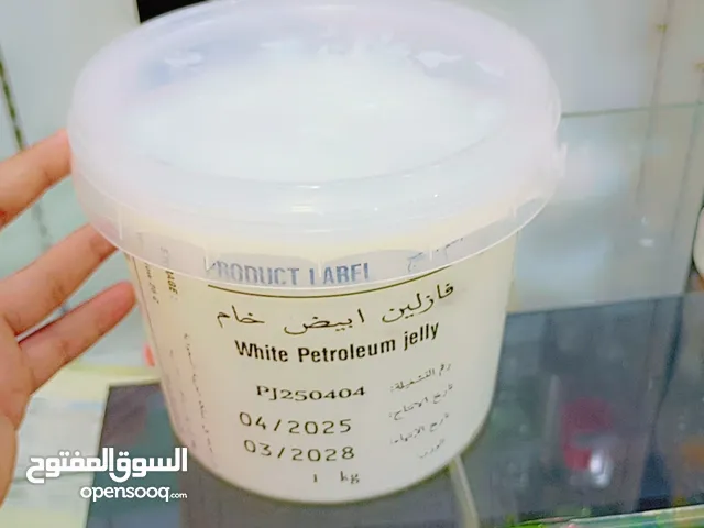 مخمرية جسم من لوشن أو لمسه حرير