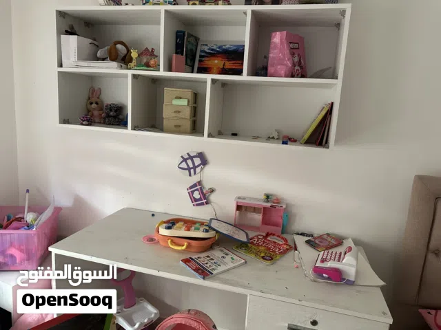 غرفة نوم مفرد شبابية  غرفة وخزانة حائط ملاحظة بدون التخت