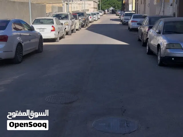 منزل في حي سكني