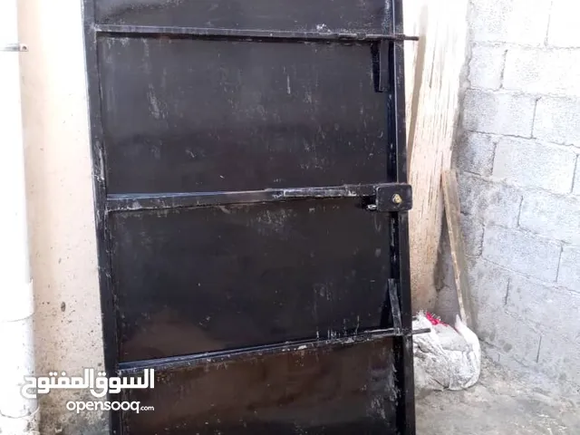 باب حديد شبه ستندر