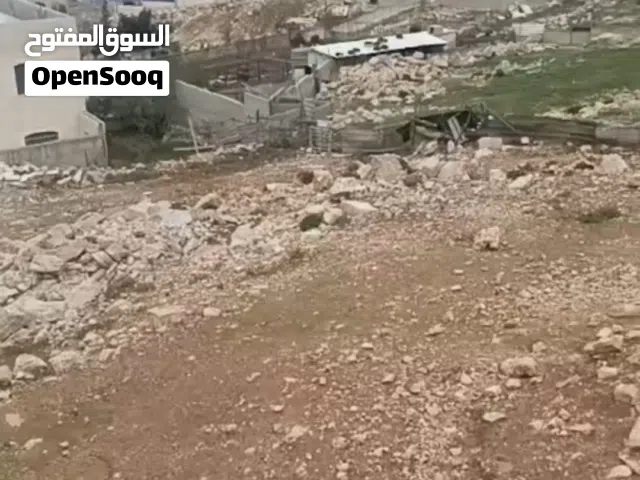 ارض للبيع في منطقه صرداء المساحه الدنما 200 م صالحه لبناء فيلا سعر المتر 300