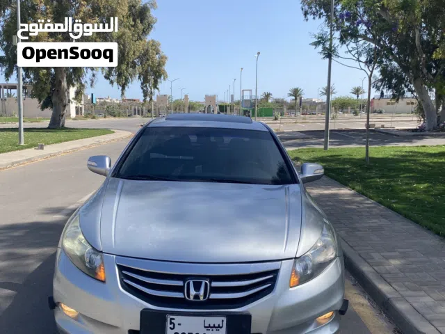 2011 هوندا اكورد Limited