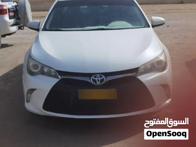 كامري se موديل 2015