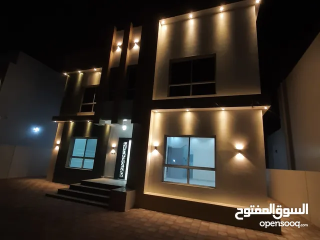 305 m2 More than 6 bedrooms Villa for Sale in Al Batinah Barka