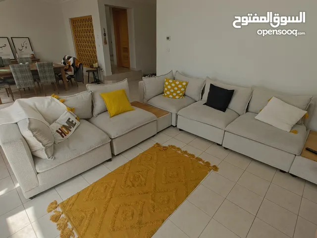 طقم كتب كورنر 5 مقاعد 5 seater corner بحالة ممتازة و سعر ممتاز