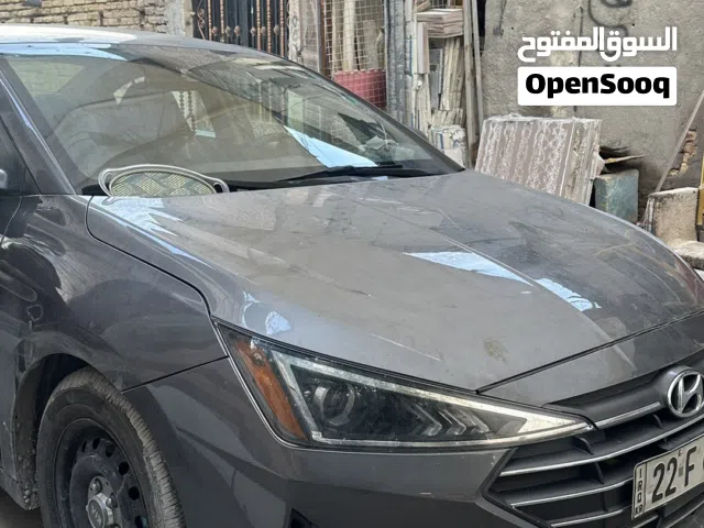 2020 هيونداي النترا Standard
