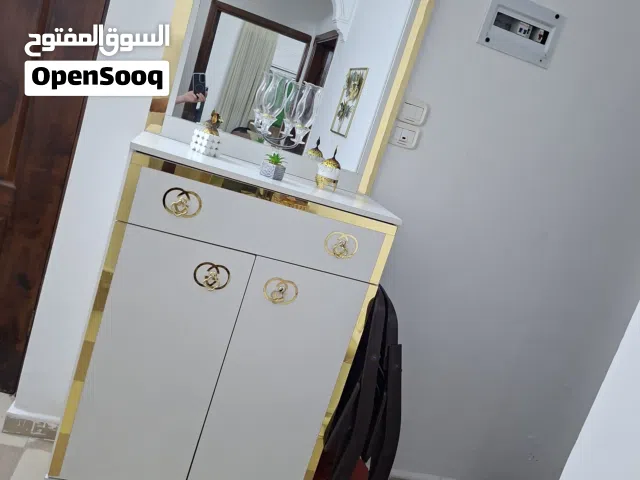 كنب وطاولات بيع