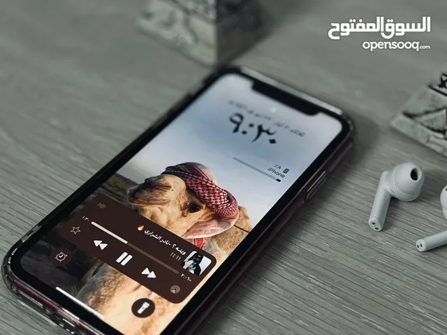 ايفون XR 128gb مستعمل بحاله الوكاله وبسعر ممتاز
