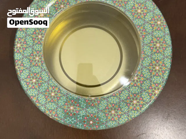 علب وحافظات معدنية