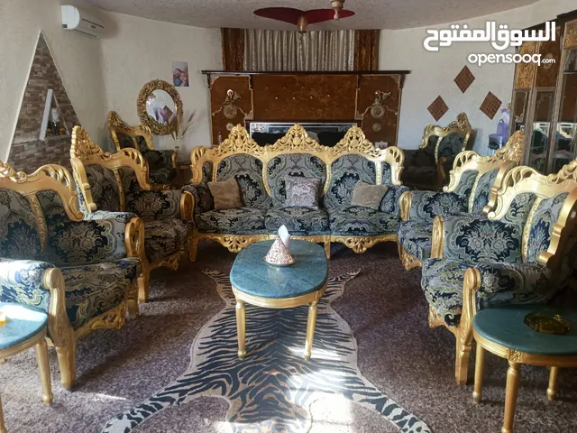 كنب مصري مع طربيزات رخام