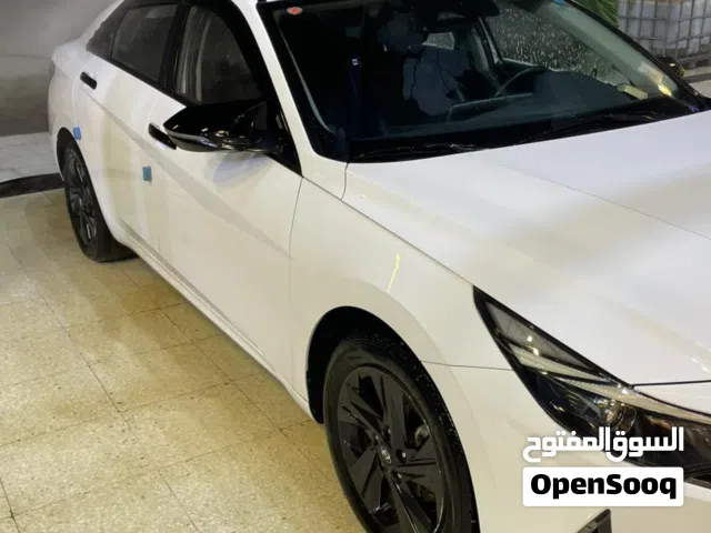 Used Hyundai Elantra in Baghdad